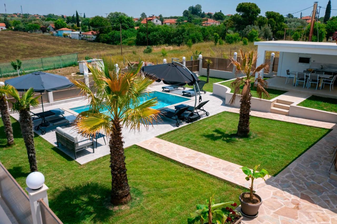 Villa Liana , Private Villa With Pool And Garden Vergia المظهر الخارجي الصورة