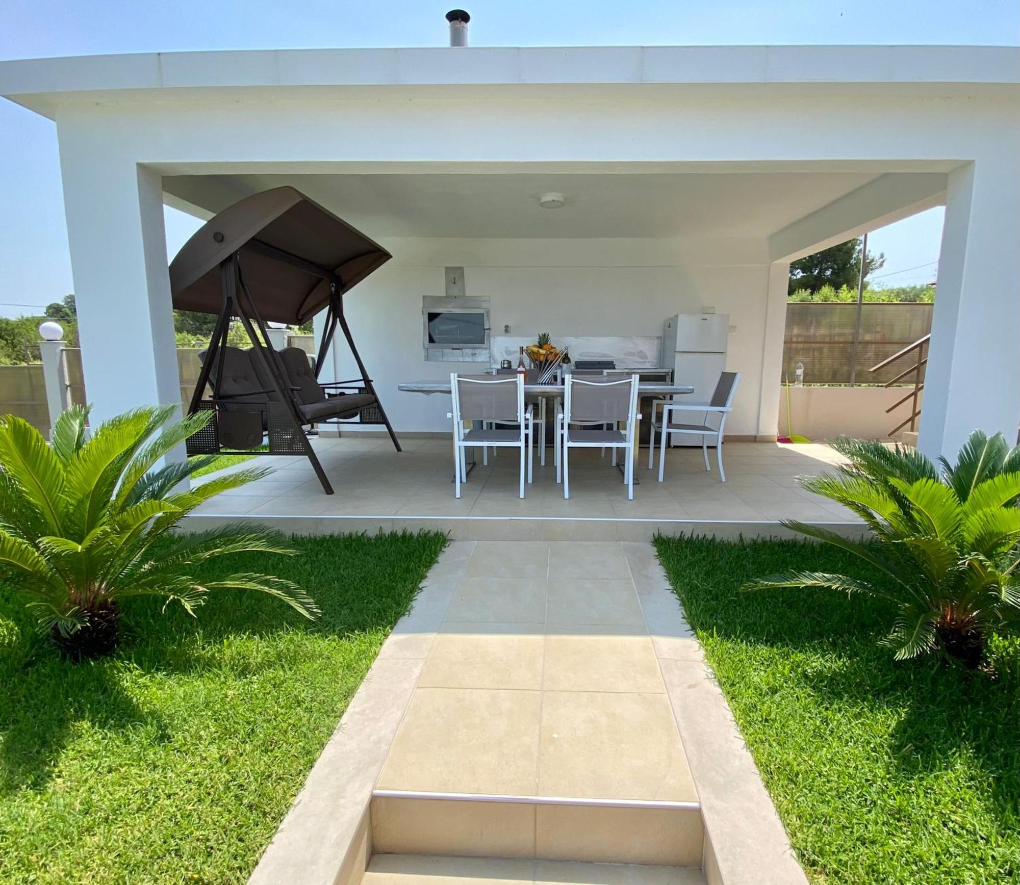 Villa Liana , Private Villa With Pool And Garden Vergia المظهر الخارجي الصورة